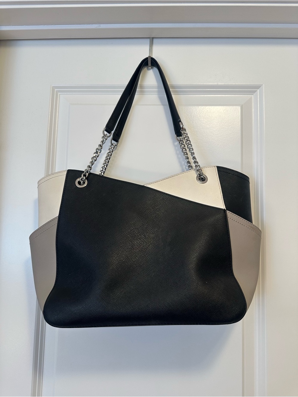 Michael Kors Jet Set Large Saffiano Leather Shoulder Bag - Picture 4 of 9